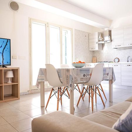 Attico Terrazza Cielomare Seaview Apartment Pozzallo Exterior photo