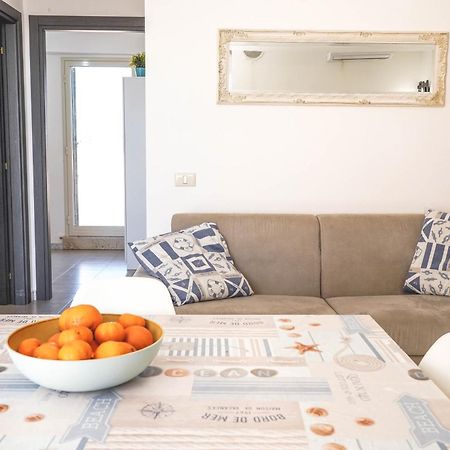 Attico Terrazza Cielomare Seaview Apartment Pozzallo Exterior photo