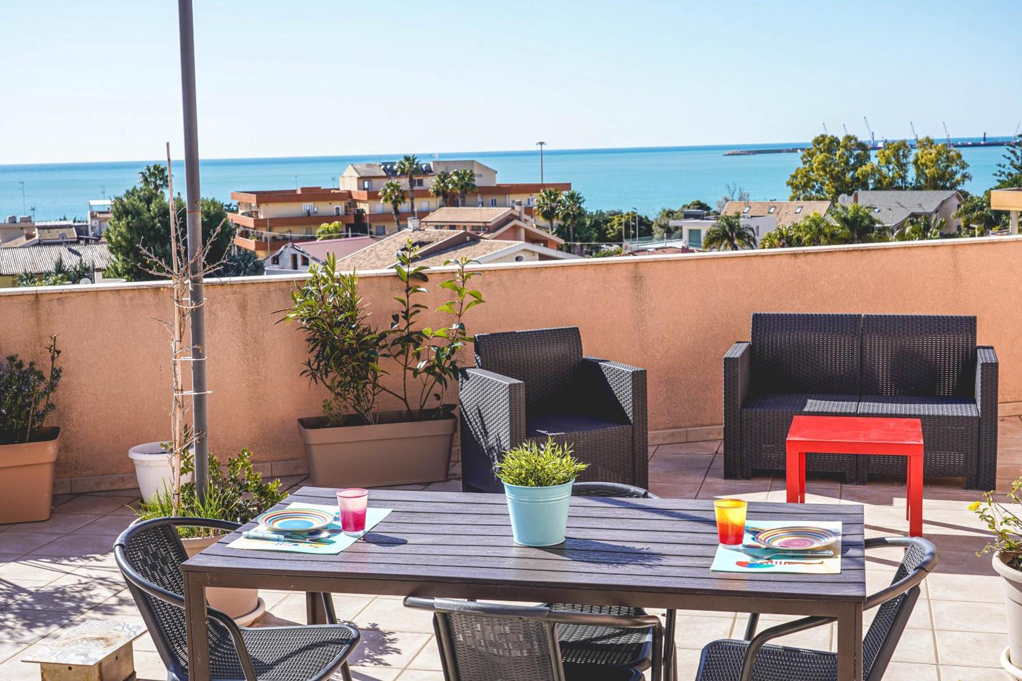 Attico Terrazza Cielomare Seaview Apartment Pozzallo Exterior photo